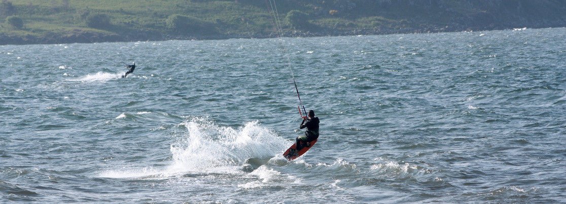 Few days kitesurfing in Edinburgh, Cramond, Scotland - Skymonster Watersports