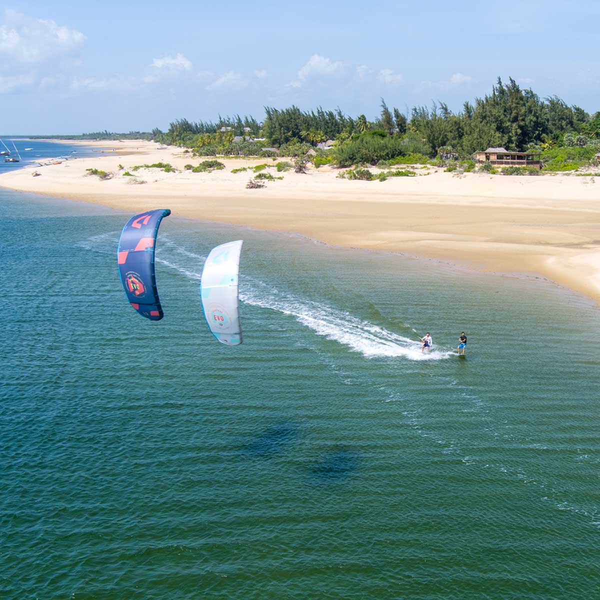 Duotone Evo 2023 Kitesurfing Kite - Skymonster Watersports